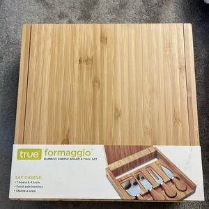 Formaggio cheese set, 4 tools, bamboo, nice gift item, NWOT